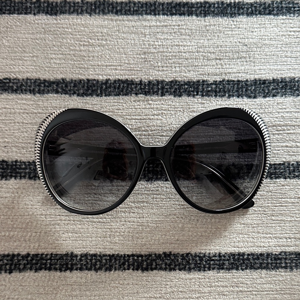 Alexander McQueen Black Sunglasses with Silver Detail